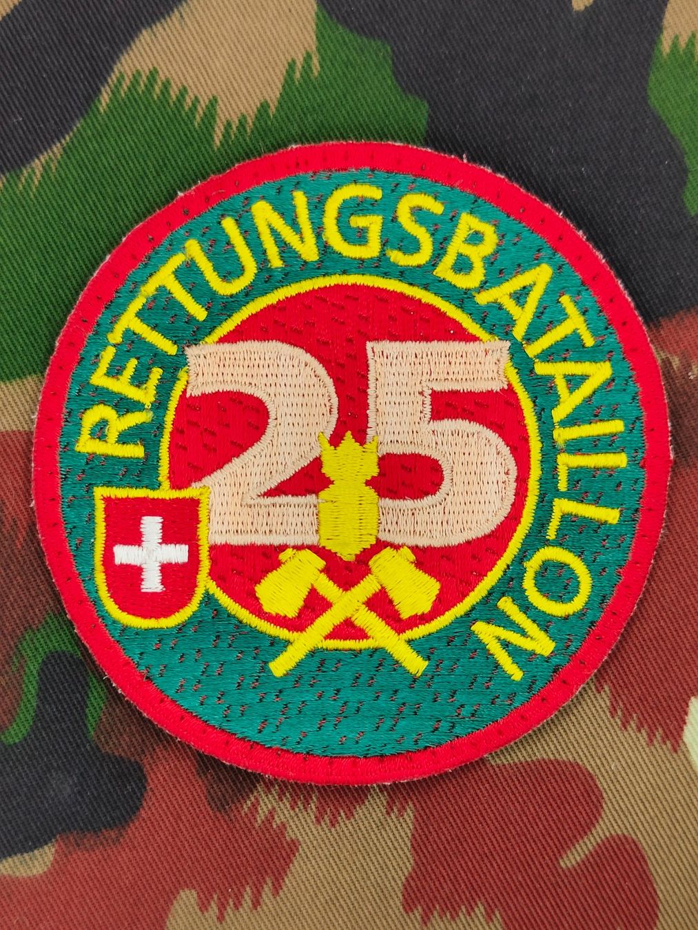 Schweizer Armee Placchette & Badge: Verbandsabzeichen Rttg Bat 25 Kp 3 – Usato da Bauma venduto da SwissMilitaria