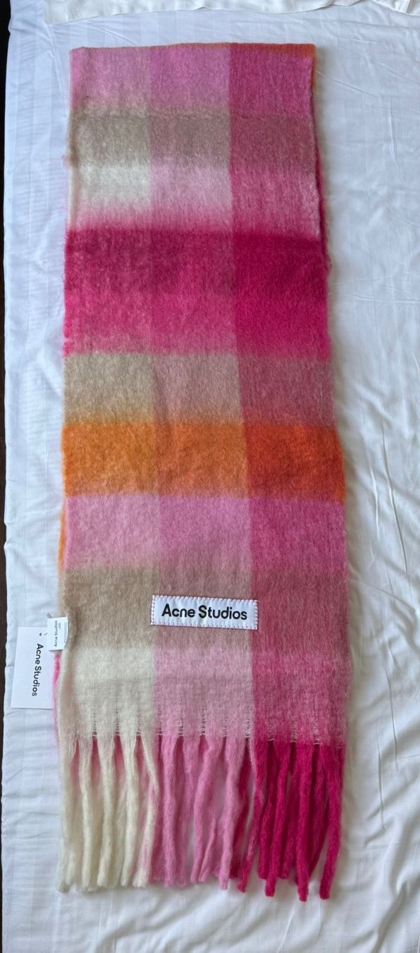 Acne Studios Foulard & Sciarpe: ACNE STUDIOS MOHAIR CHECKED SCARF/ NEU – Nuovo (secondo la descrizione) da Fehraltorf venduto da y2kout7