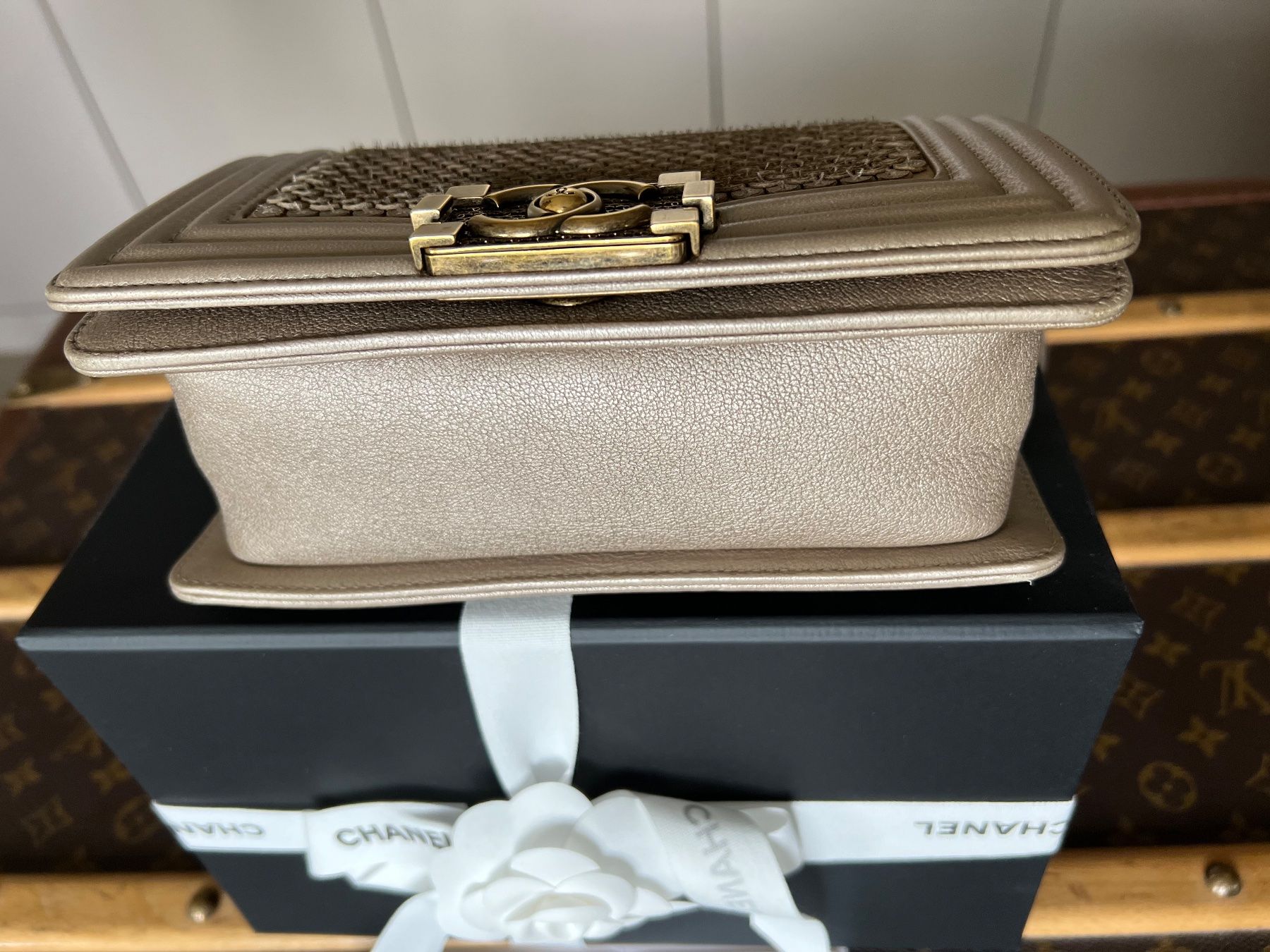 Chanel Borse da donna: Chanel Boy Bag, Fullset, neuwertig – Usato da Kilchberg ZH venduto da happyymee 4