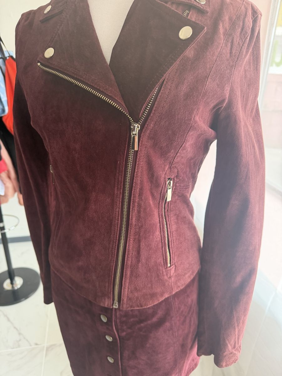 Stradivarius Lotti di vestiti: STRADIVARIUS LEDERJACKE & ROCK SET BORDEAUX S – Usato da Arch venduto da Aga84 1