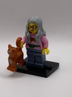 LEGO Minifigur CMF LEGO Movie - Mrs. Scratchen-Post