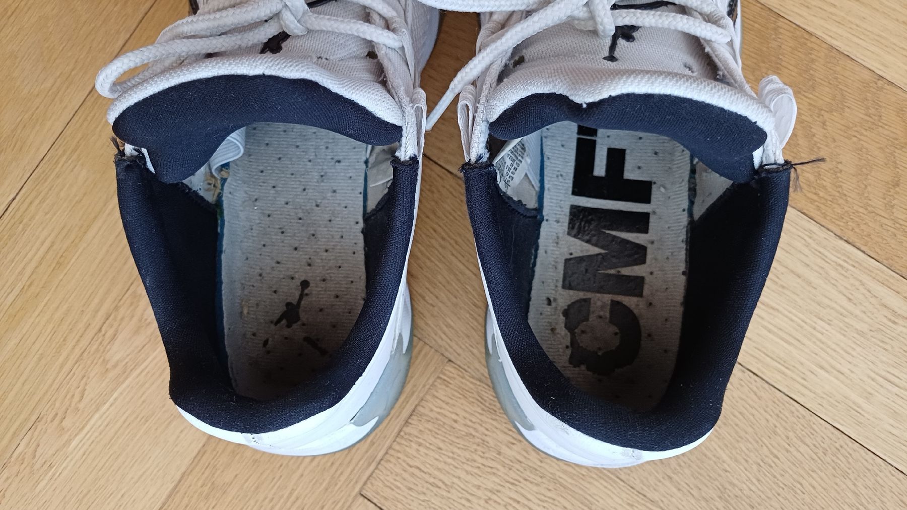 Jordan Herrenschuhe: Air Jordan 11 low concord – Gebraucht aus Genève von njia 4