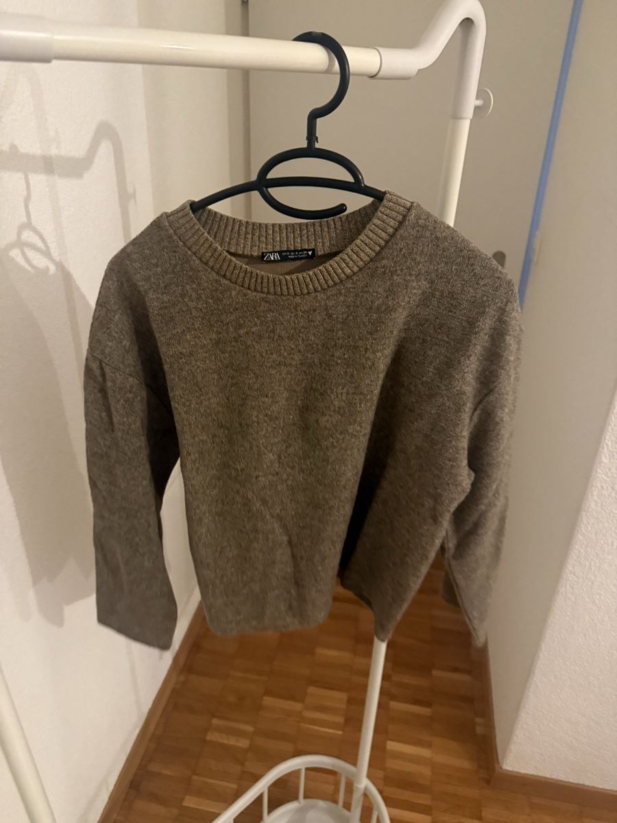 Pullover & Sweatshirts: Pullover grösse M – Gebraucht aus Kloten von Schweizkloten 2