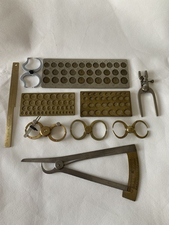 Lot Ancien D'outils D'horloger - Plus De 40 Pièces, Très Bon état - Pour Collection Ou Usage