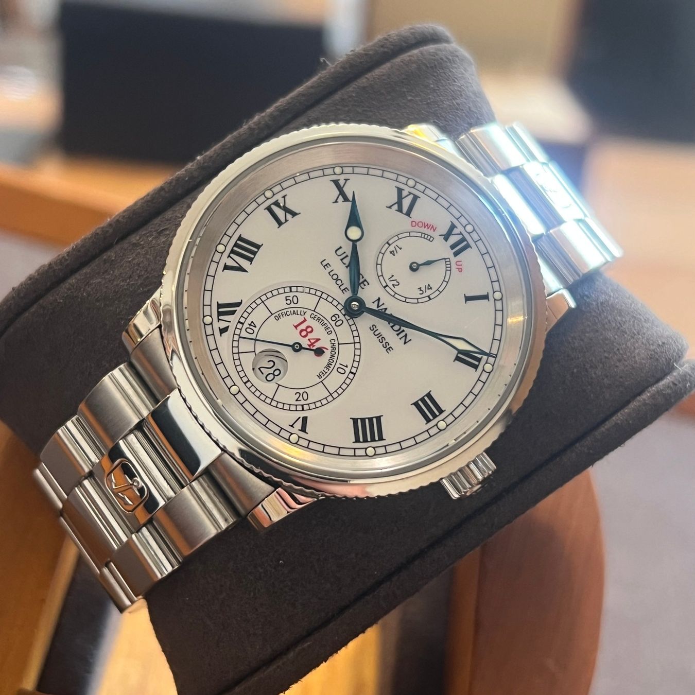 Ulysse Nardin Montres: Ulysse Nardin Marine White Dial Full Set 263-22 – D'occasion à Carouge GE par Watchaser 8