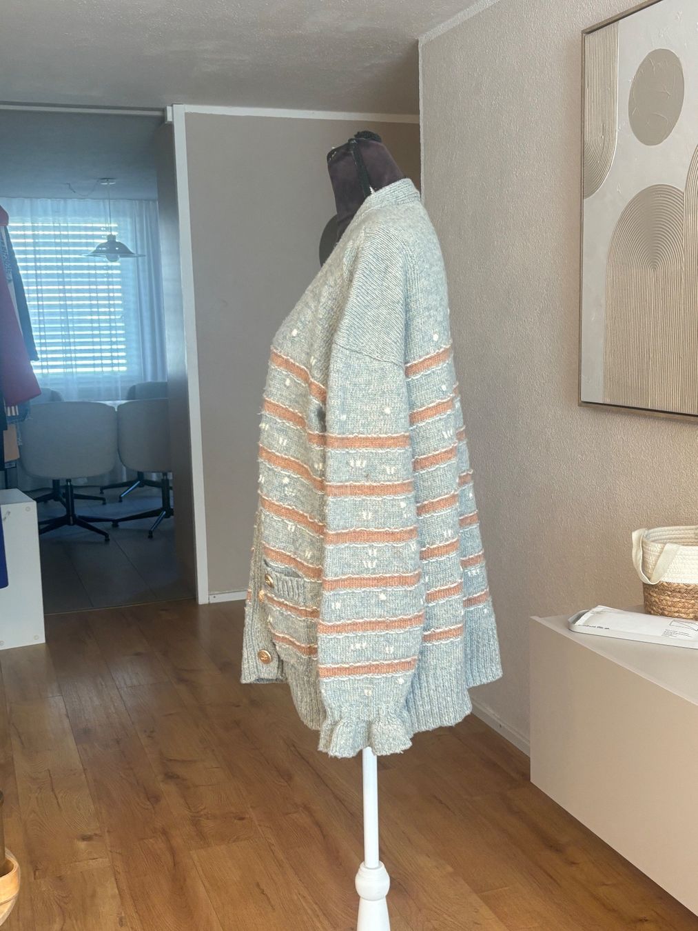 Chanel Giacche: Chanel  Strickjacke Cashmere – Usato da St. Margrethen SG venduto da dijanaO 1