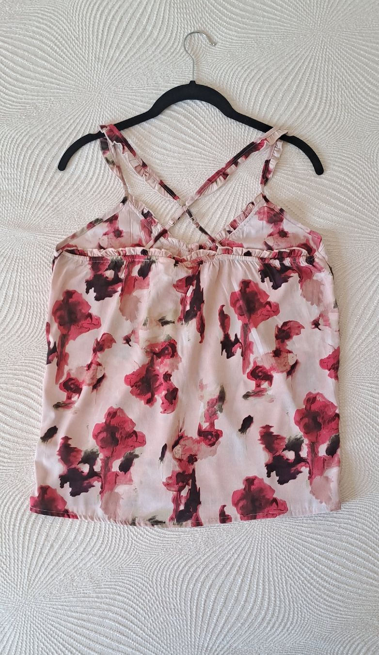 La Redoute Tops: Débardeur rose à fleurs  – D'occasion à Neuchâtel par juj_ch9n 1