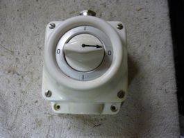 Drehschalter 15A 4 pol