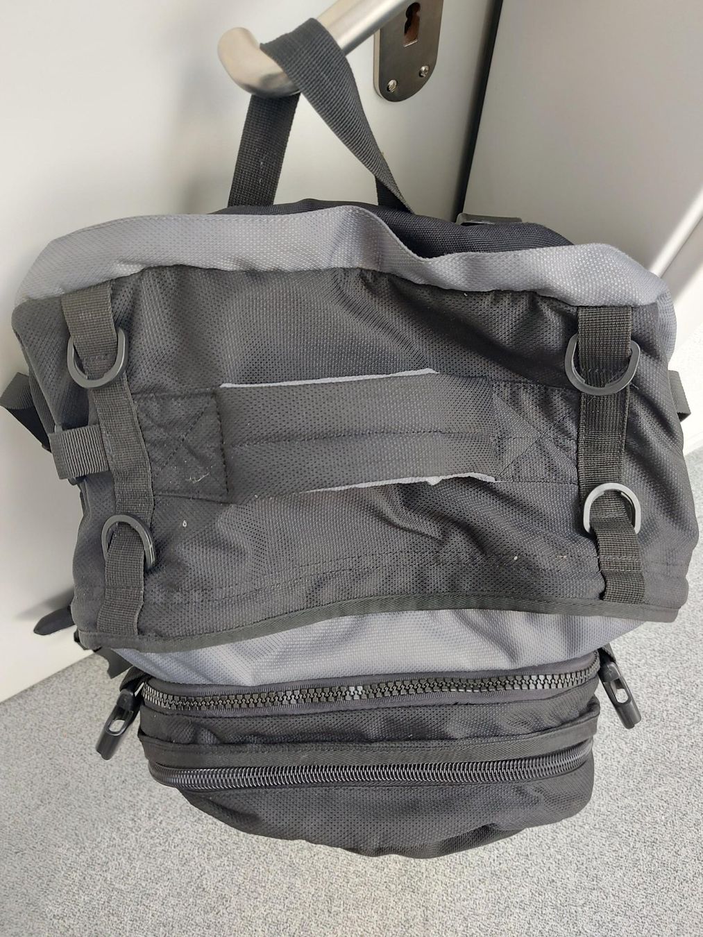 Zaini: Reise- / Tramperrucksack – Usato da Rain venduto da Europool 2