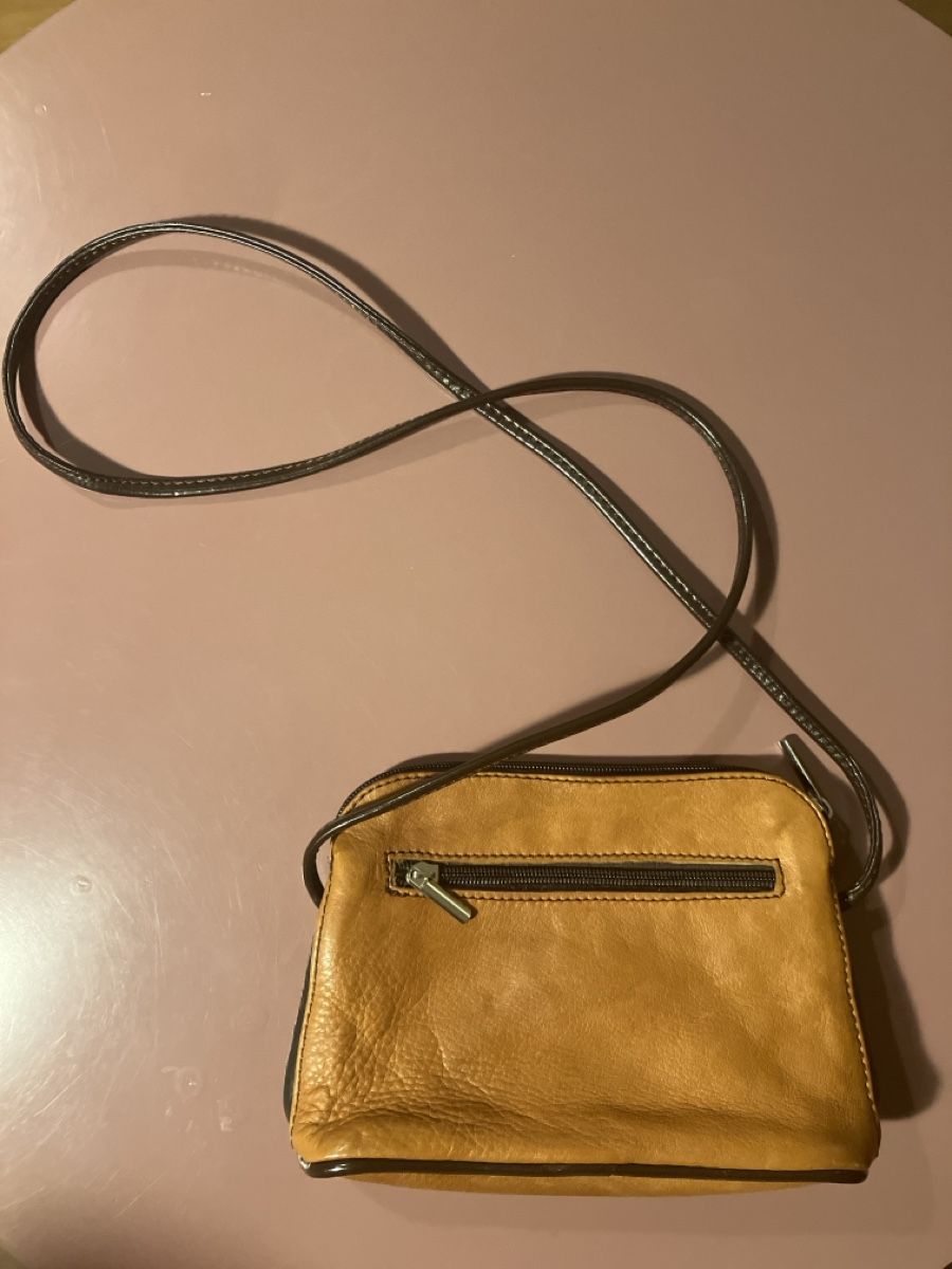 Borse da donna: Leder Tasche Camel – Usato da Winterthur venduto da hirschgeweih 2