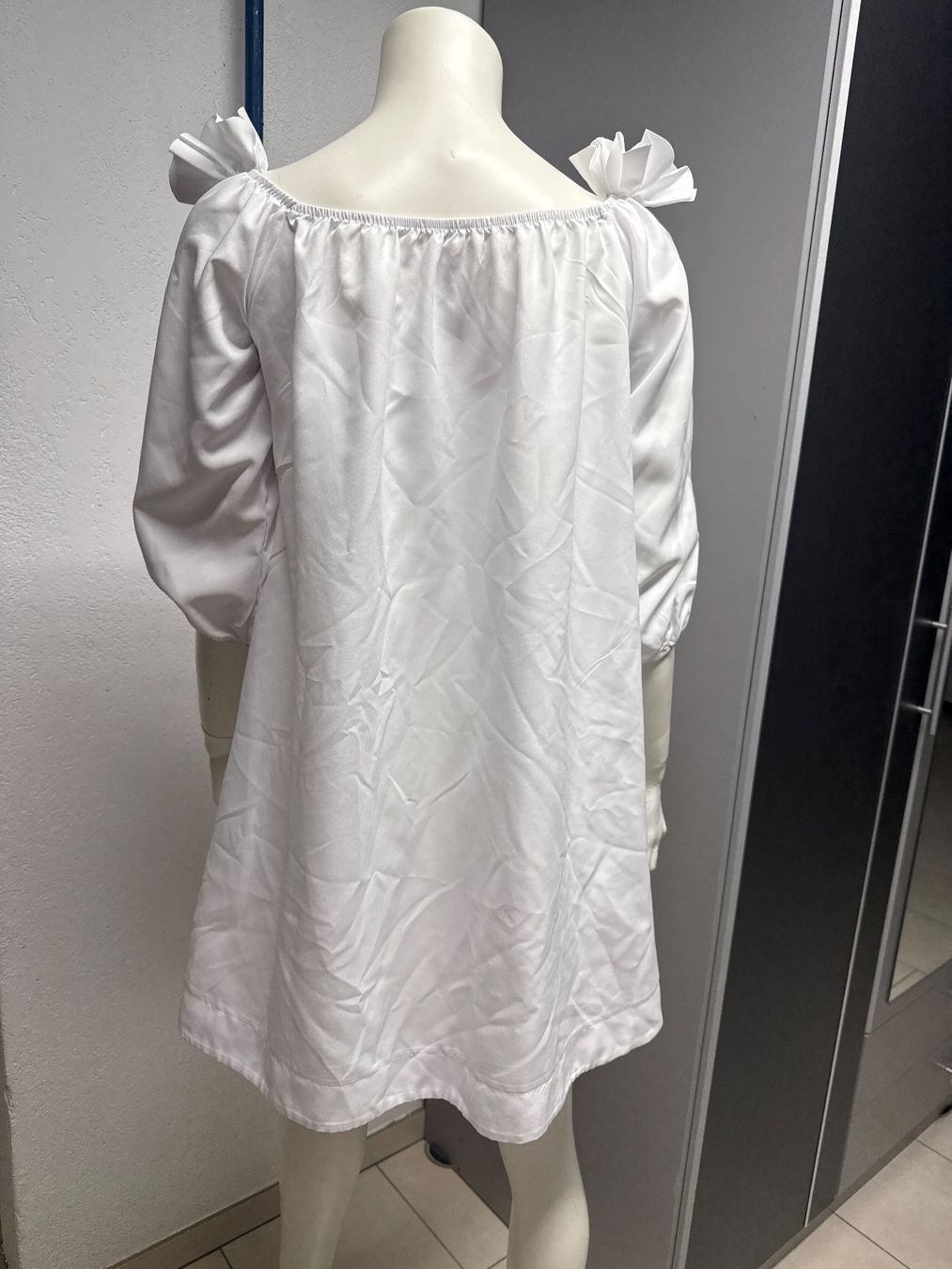 Robes et jupes: KLEID – D'occasion à Birr par WalkyriaM 1