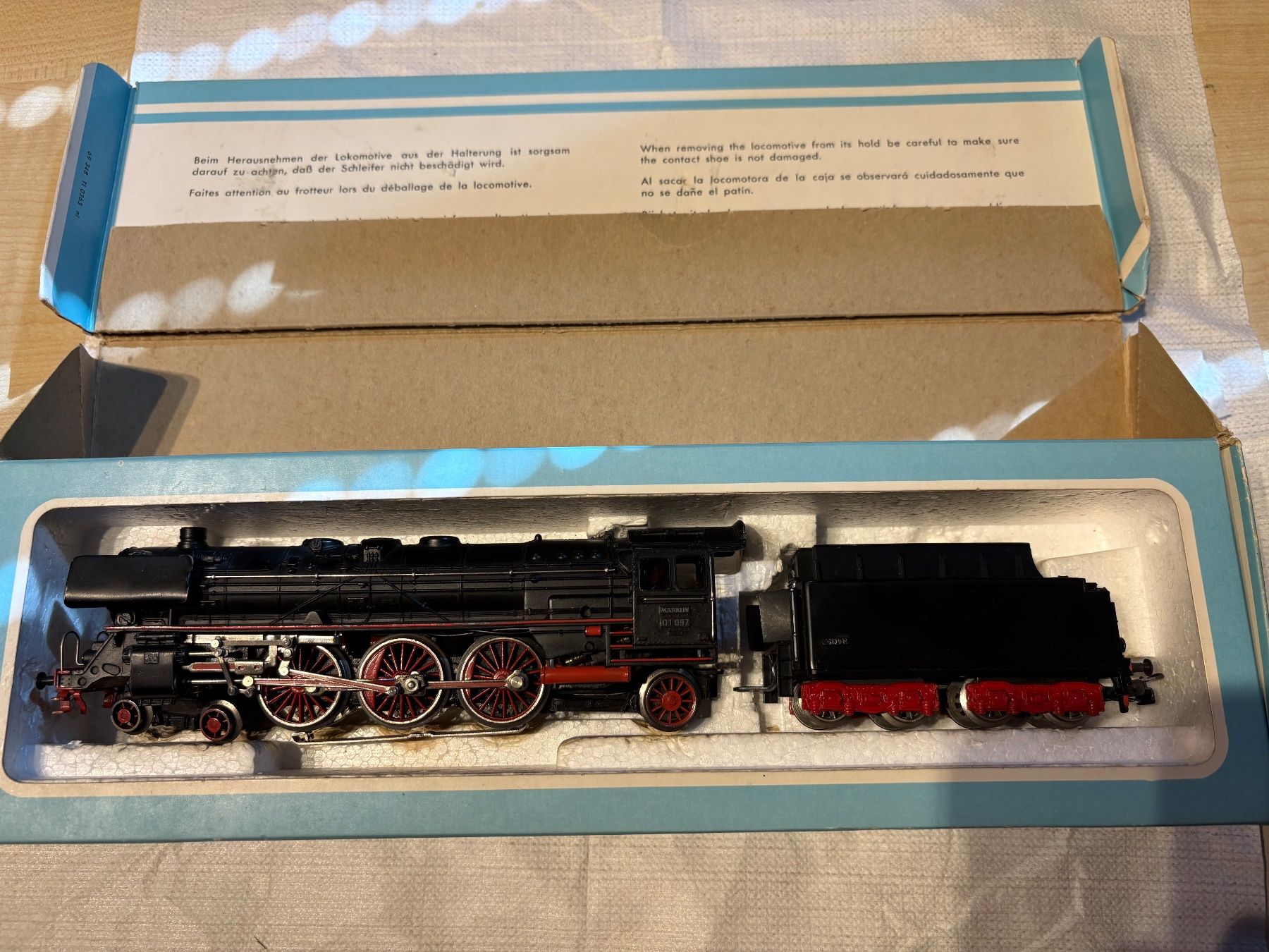 Märklin Modelleisenbahnen: Maerklin 3048 – Gebraucht aus Corcelles Payerne von Pierre66 7