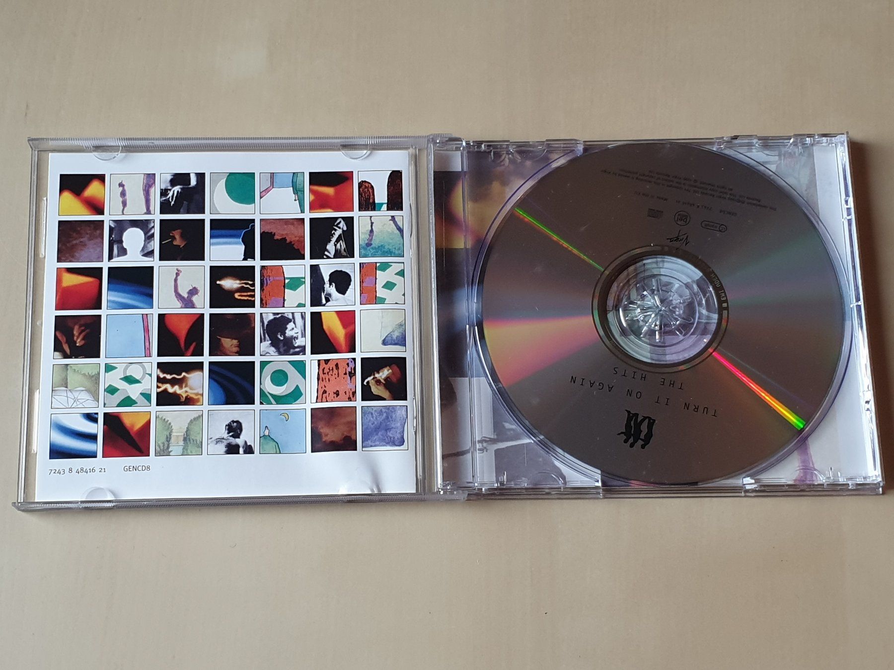 CD: Genesis Turn it on again The Hits – Usato da Stansstad venduto da collectorsshop 2