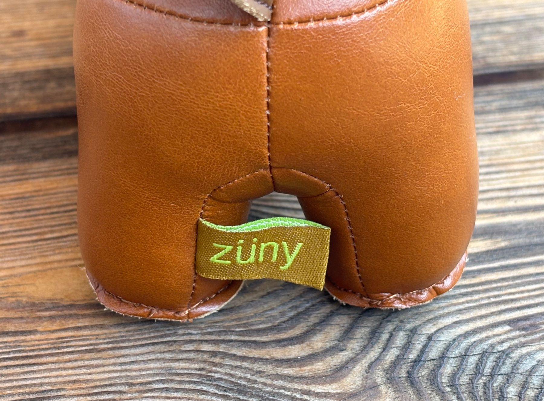 Altro in Decorazioni & Accessori: züny Dachshund Buchstütze cognac – Usato da Lüchingen venduto da Eeizo 8