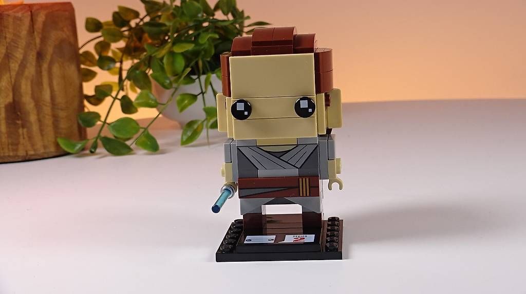 Lego Kit di costruzioni: LEGO Star Wars BrickHeadz 41602 Rey – Usato da Wetzikon ZH venduto da Bambiskus 1