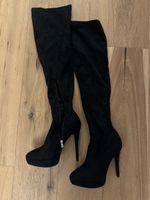 Schwarze Overknee Stiefel Wildleder