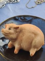 A. Lucchesi Faro Schweinchen Kunstharz Figur Italien Vintage