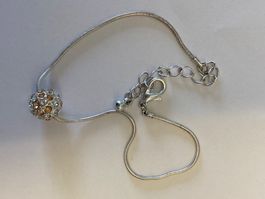 Silbern neuwertig Armband mit Kugel