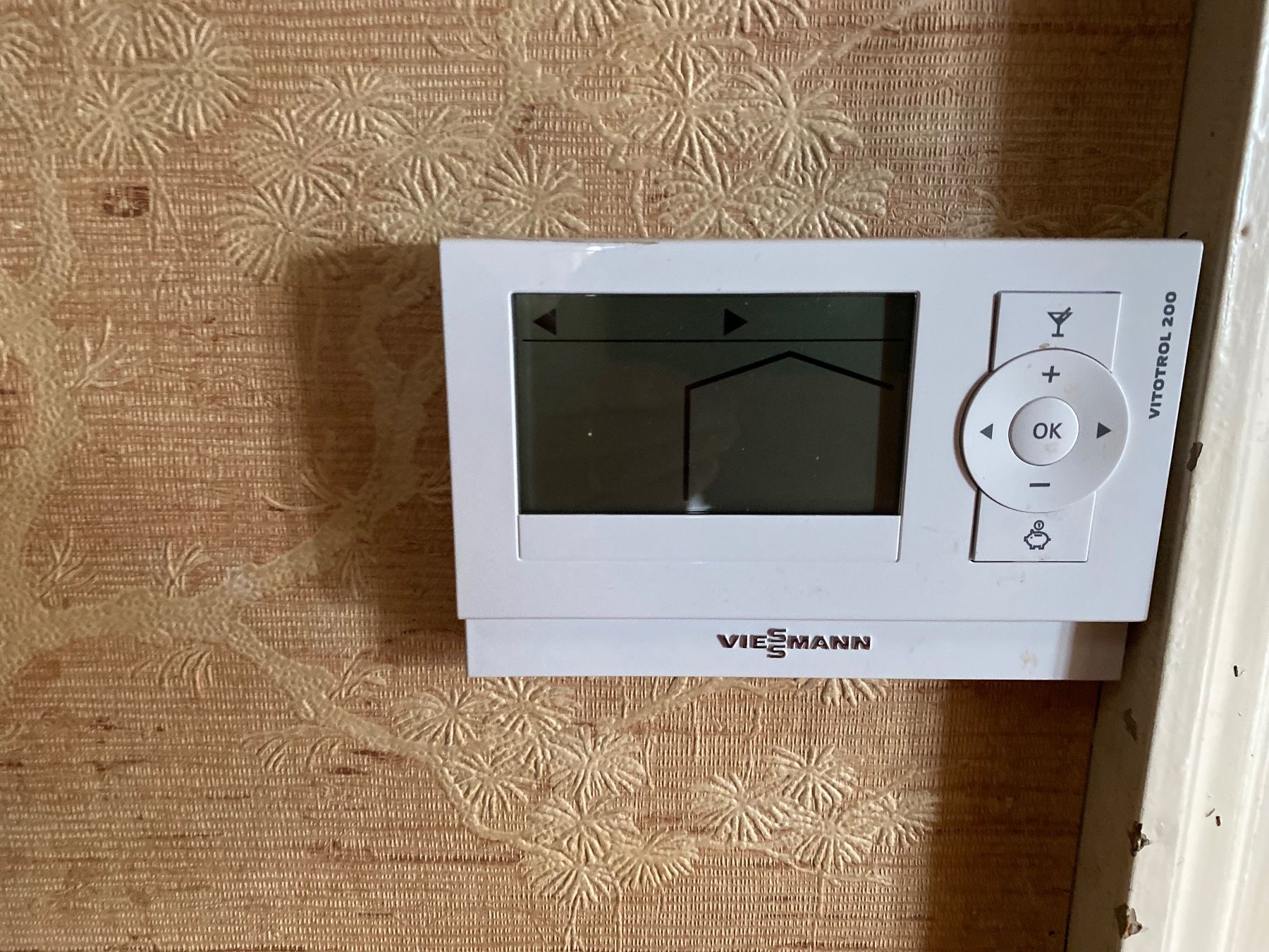 Viessmann Heizgeräte: Installation de chauffage à condensation, mazout – Gebraucht aus Glion von marion028 3