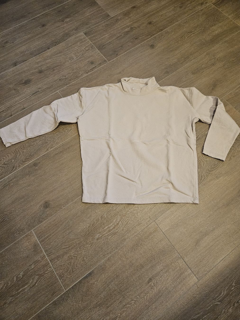 Nike Maglioni & Felpe: Pull col roulé NIKE (M) – Usato da Arveyes venduto da sape.online