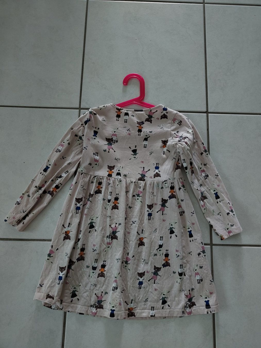 H&M Vestiti & Gonne: Kleid 122/128 – Usato da Neerach venduto da stens 1