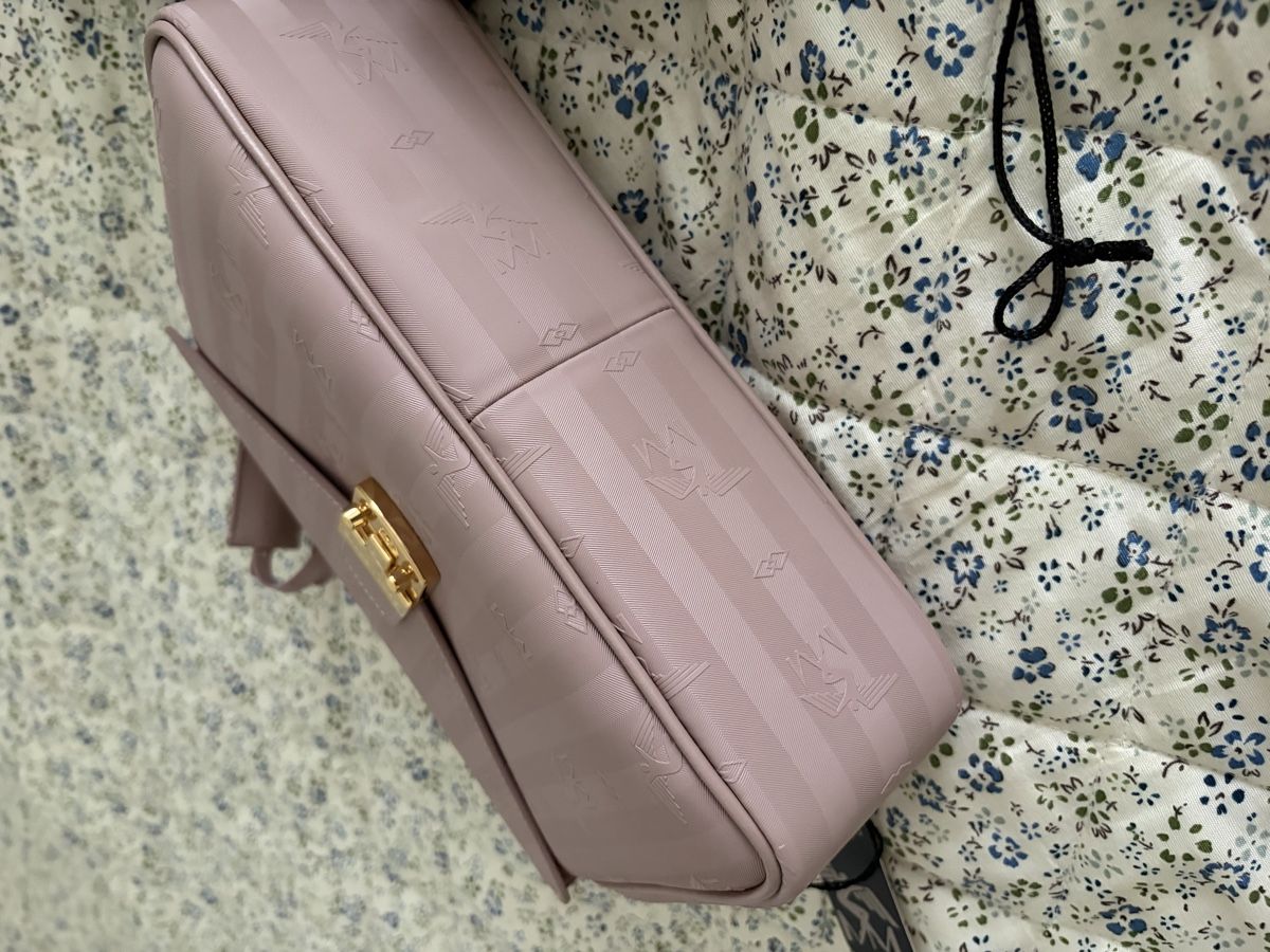 Maison Mollerus Borse da donna: Maison Mollerus Marly rosa – Nuovo (secondo la descrizione) da Spreitenbach venduto da ern_bv7n 1