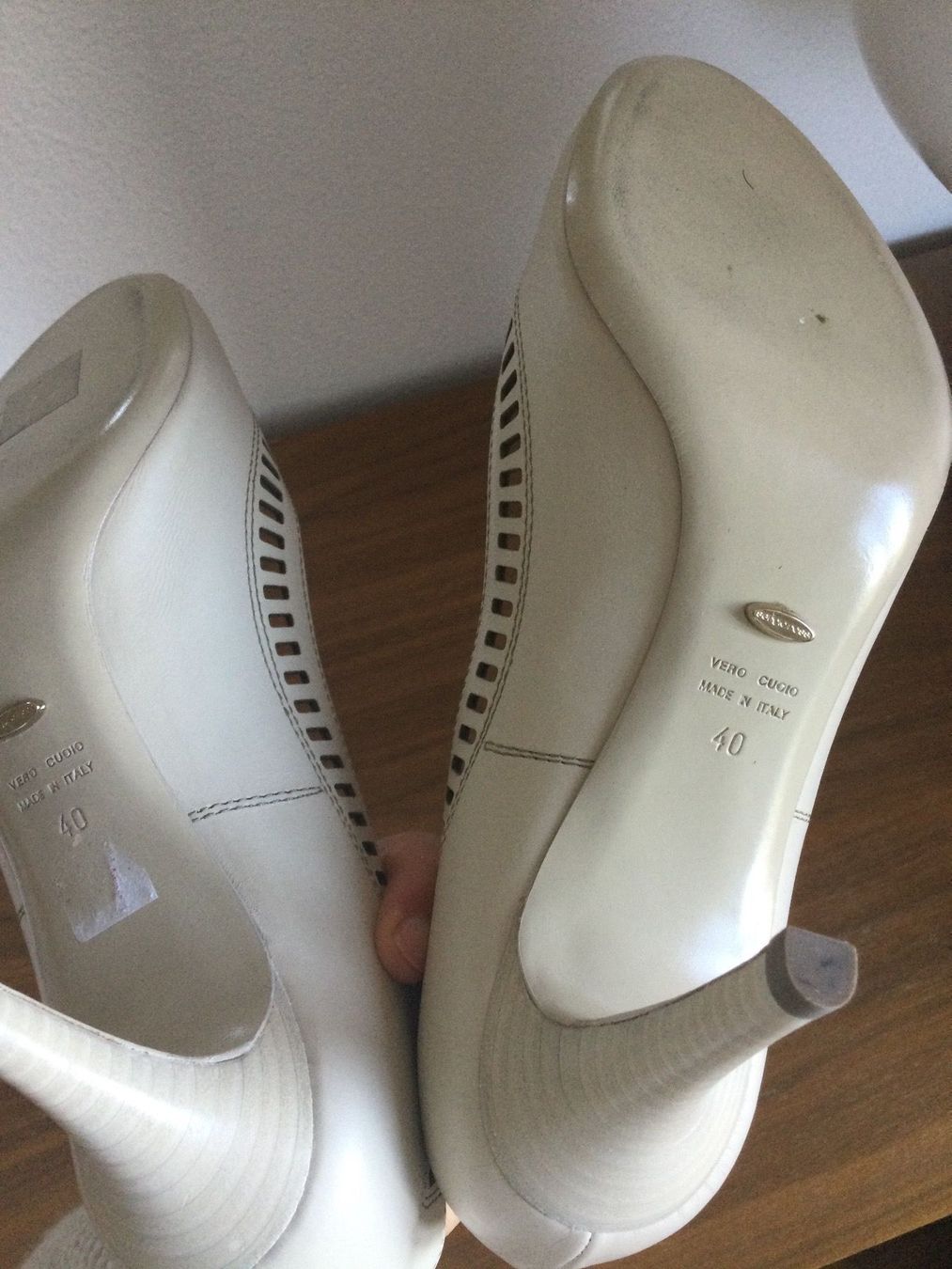 Sergio Rossi Scarpe da donna: Sergio Rossi Pumps Peep Toe ecru Neu 40 – Nuovo e nell'imballaggio originale da Stäfa venduto da loveforeverlove 5