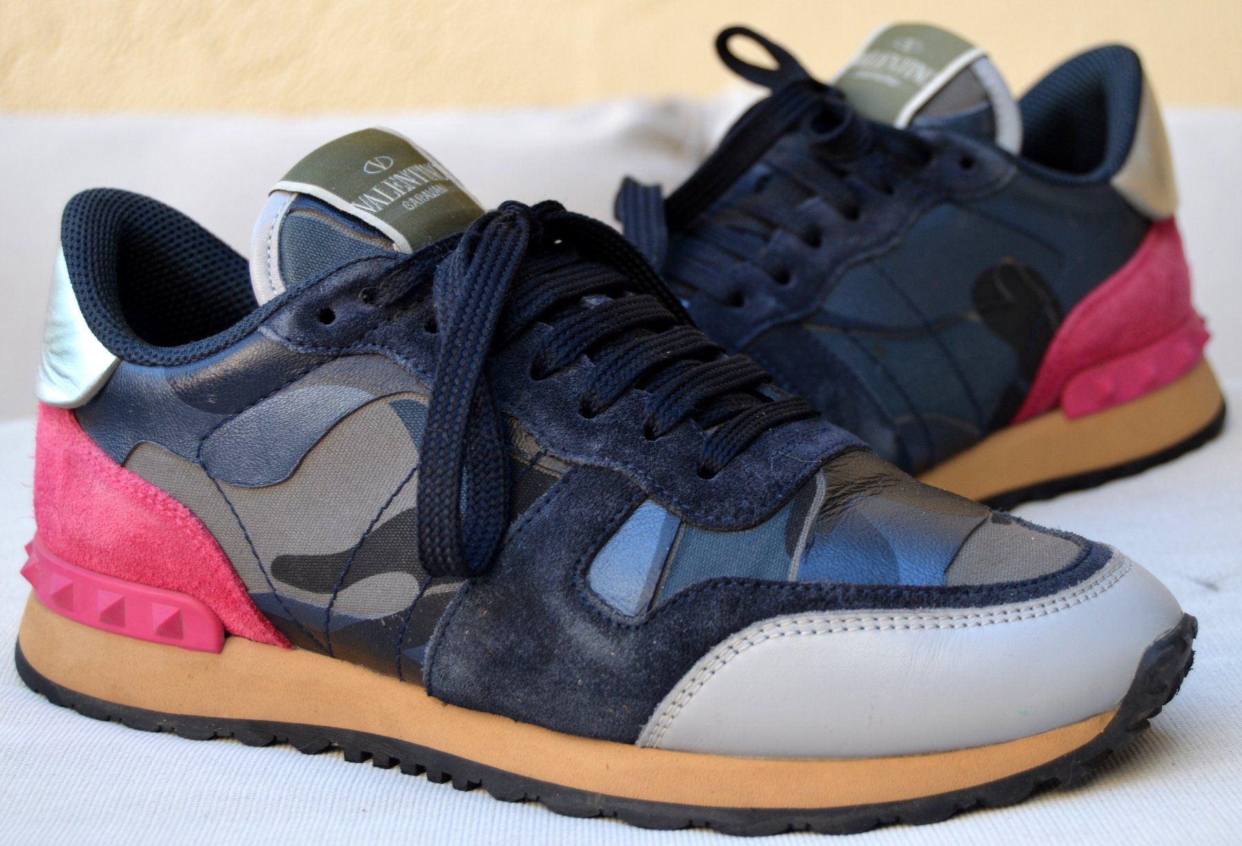Valentino Scarpe da donna: Sneakers Valentino Rockstud. 38,5 – Usato da Collonges venduto da Auganien