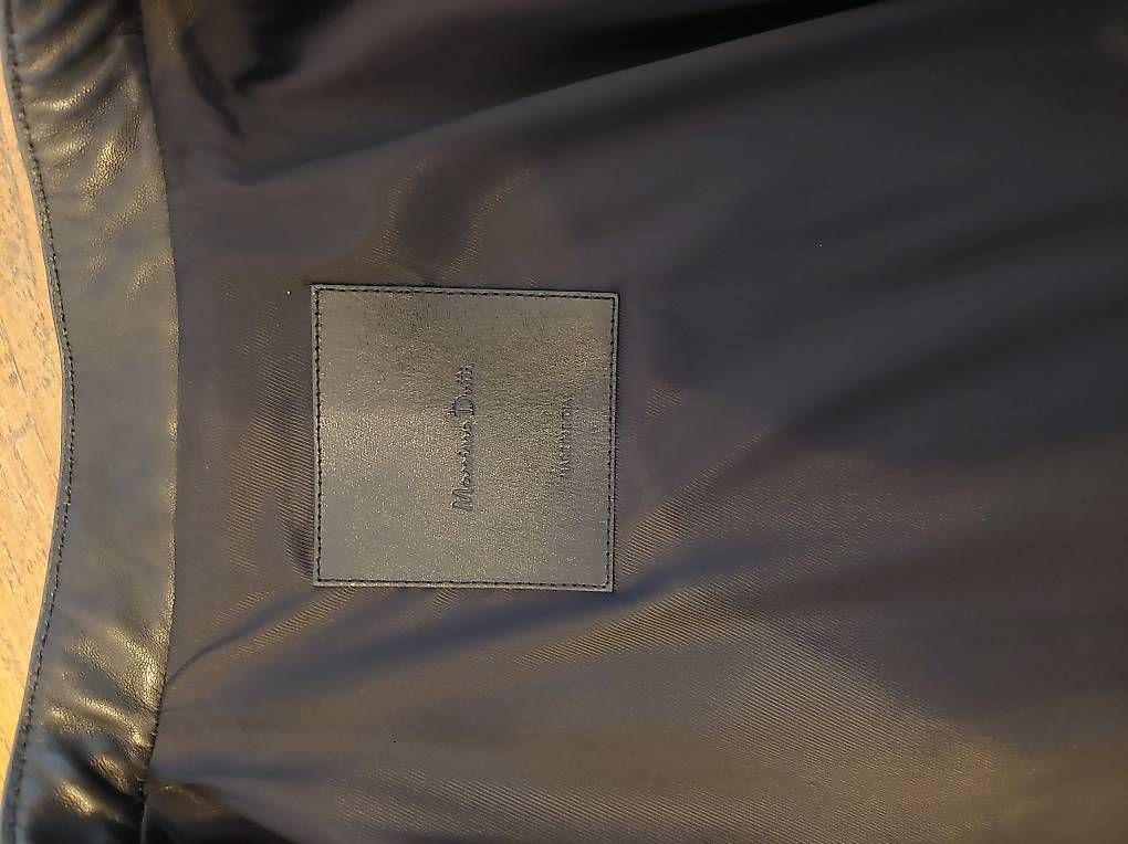 Massimo Dutti Giacche: Top! Massimo Dutti Lederjacke M eher S schwarz Leder – Usato da Zürich venduto da Julia0123 2