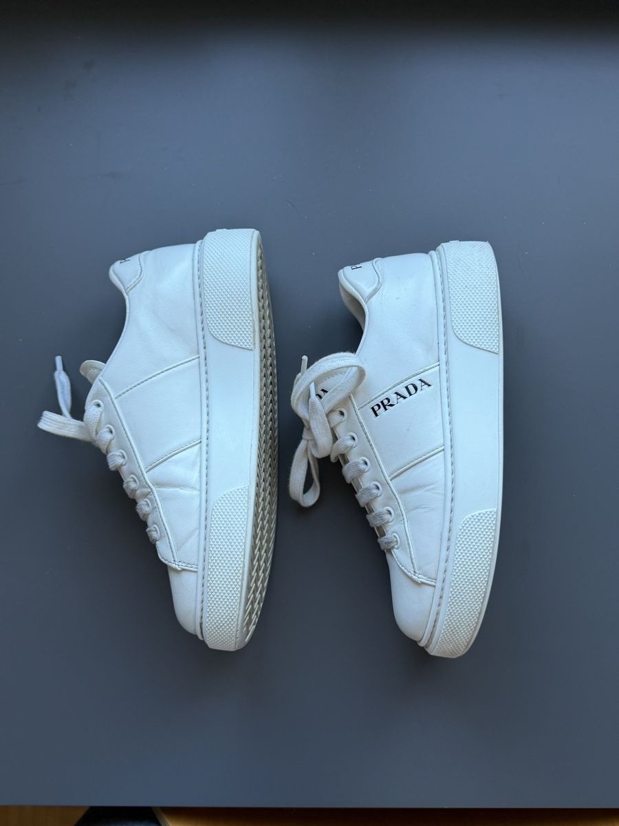 Prada Damenschuhe: Prada Sneakers – Gebraucht aus Uzwil von fio_t2jb 3