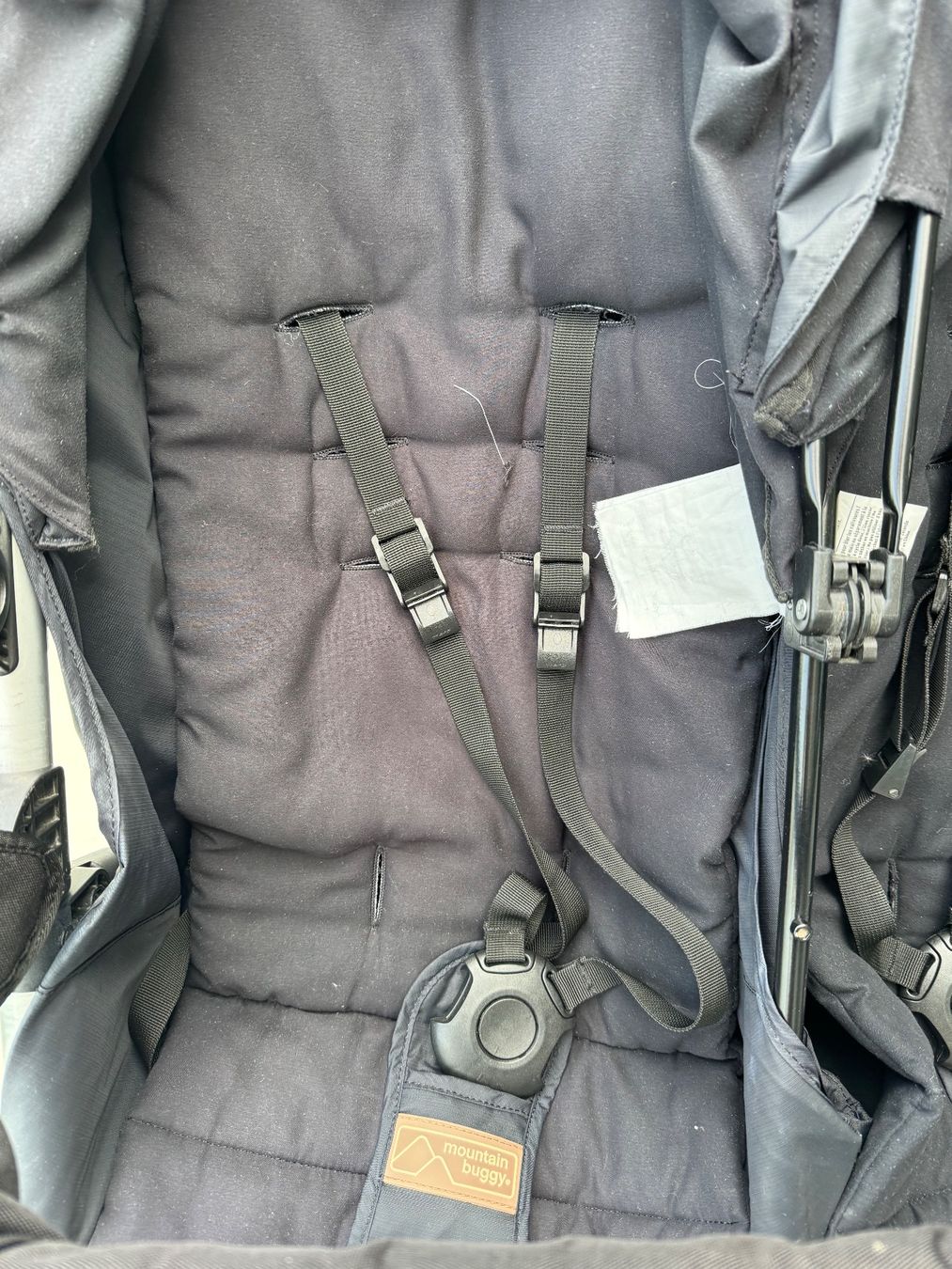 Mountain Buggy Carrozzine: Mountain Buggy Doppelkinderwagen – Usato da Zug venduto da sil_j6rl 1