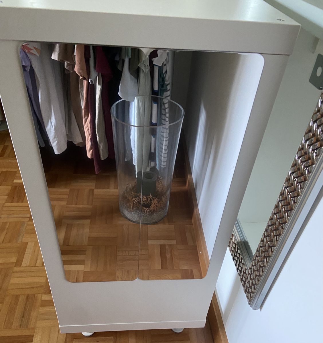 Schränke: Kinderkleiderschrank – Gebraucht aus Suhr von 000SF000 2