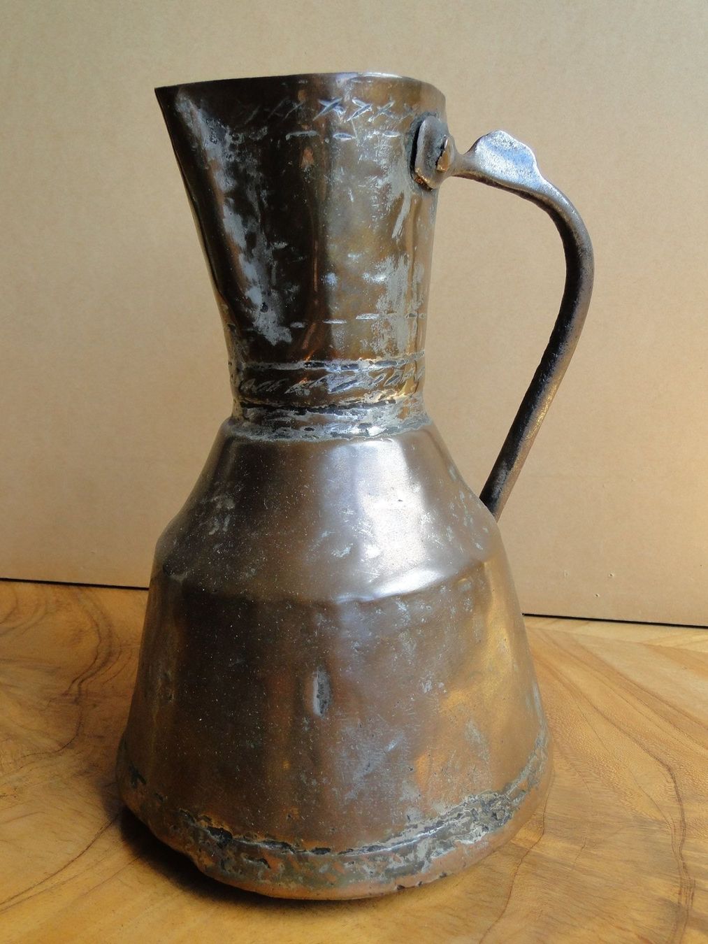 Caraffe: antiker Krug – Usato da Untersiggenthal venduto da myhorse 1