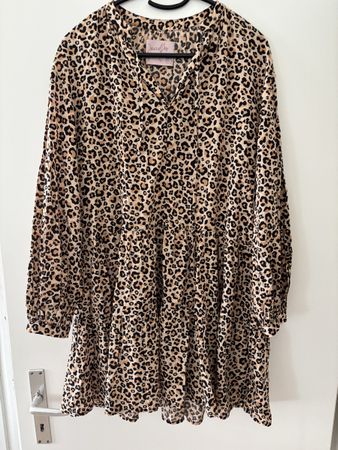 Kleid Leo