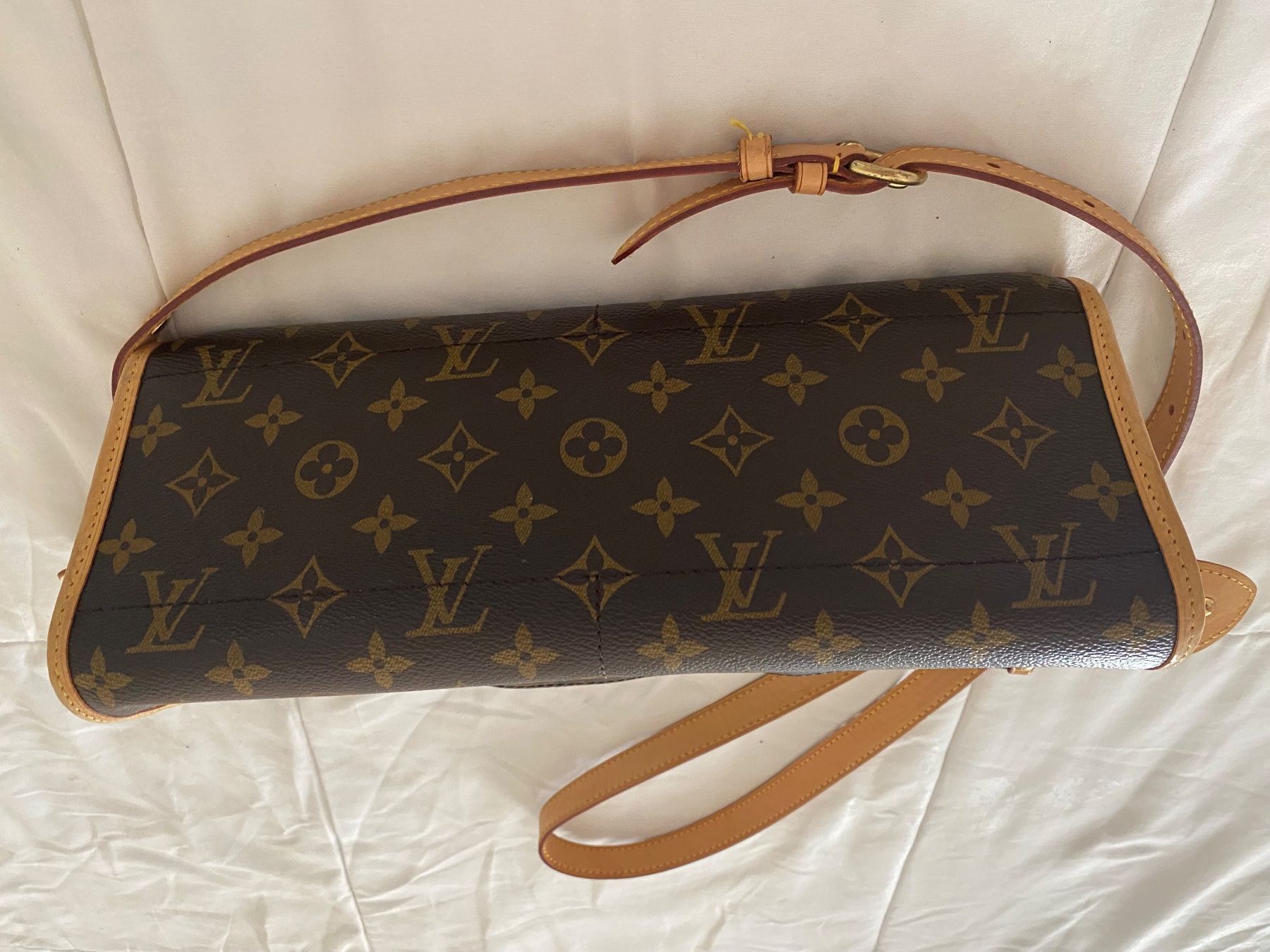 Louis Vuitton Taschen: LOUIS VUITTON Popincourt Long Monogram Canvas, 30x15cm – Neu (gemäss Beschreibung) aus Winkel von ferrari2022 5