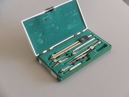 Rarität Faber-Castell Zirkel mit vielen Ersatzteilen