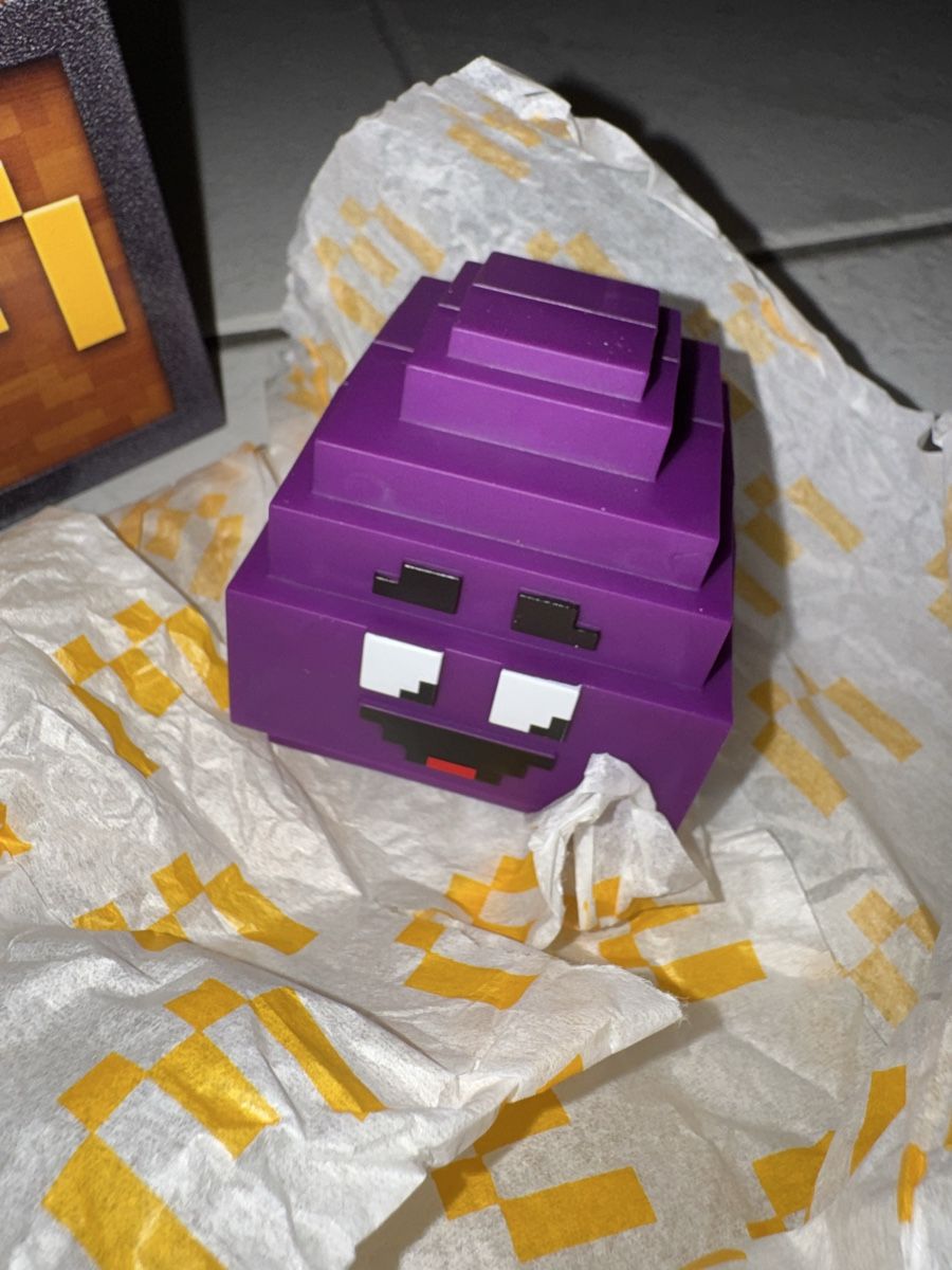 Mc Donald's Statuette: Minecraft McDonald’s Grimace Egg – Nuovo (secondo la descrizione) da Gossau ZH venduto da Shaolin 1
