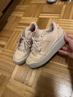 Adidas Sneaker