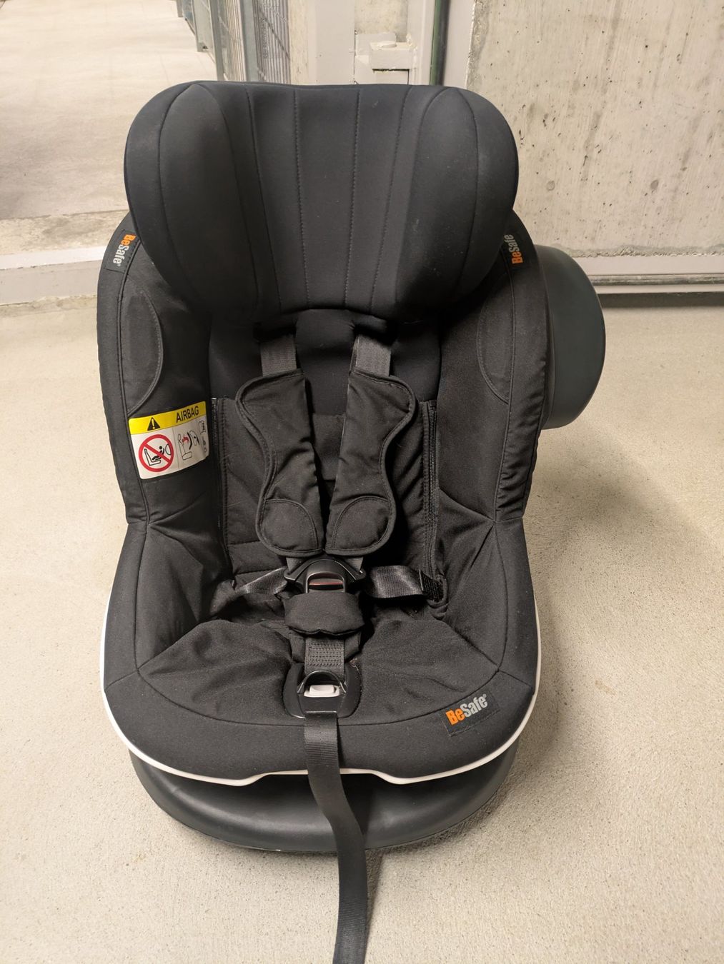 Seggiolini per auto: BeSafe iZi Go Modular + iZi Modular + Isofix-basis – Usato da Solothurn venduto da joe_9fs7 5