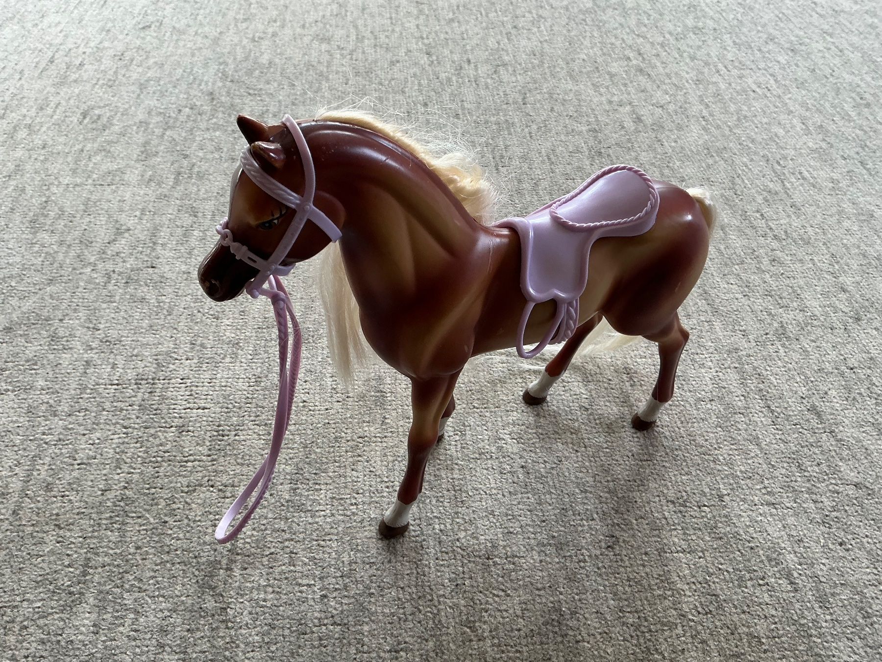 Bambole: 1 Barbie Einhorn und 3 Pferde – Usato da Jona venduto da Jancy60 4