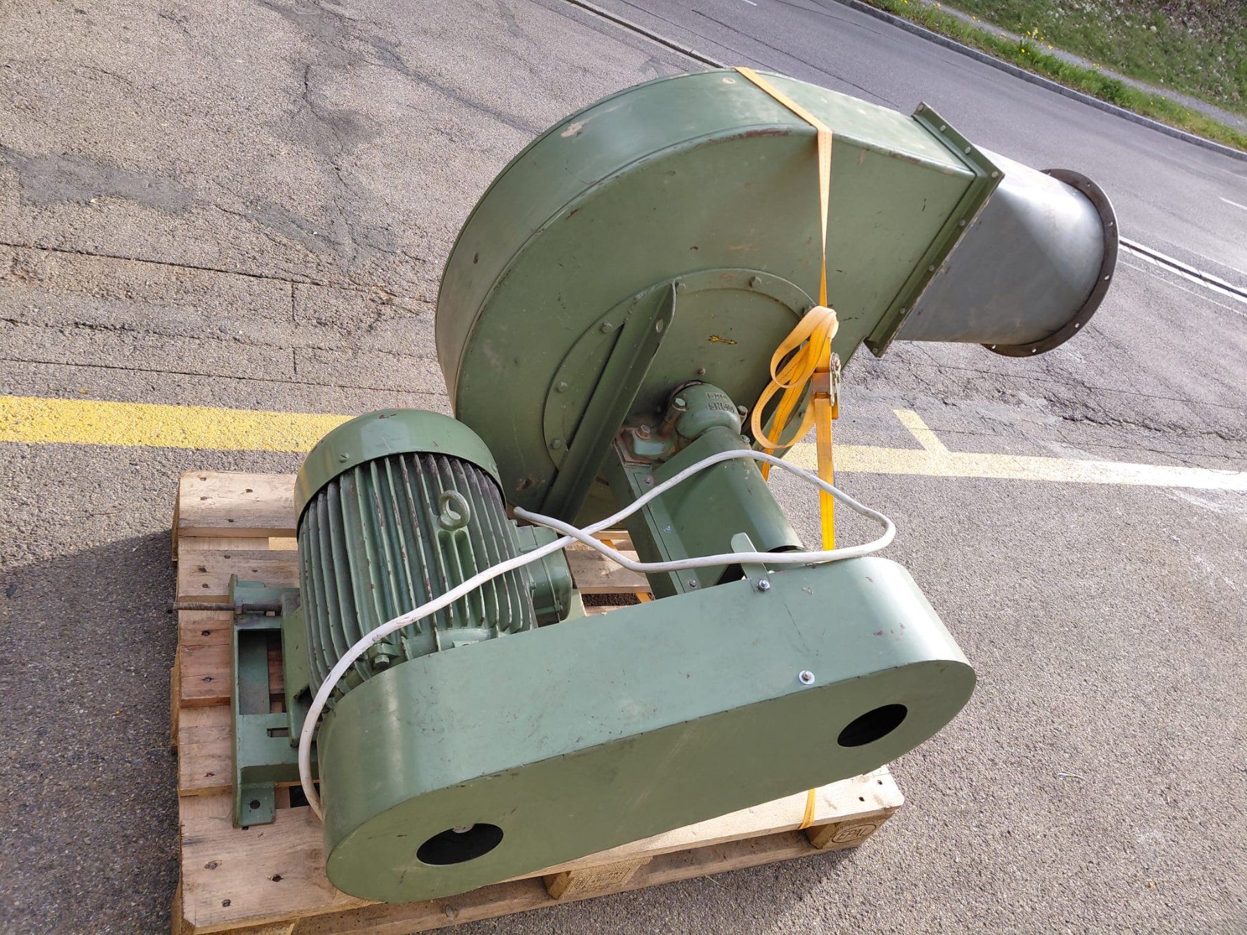 Tutte le macchine: Späneabsaugung, Motor mit Lüfter – Usato da Ulisbach venduto da MSH01 2
