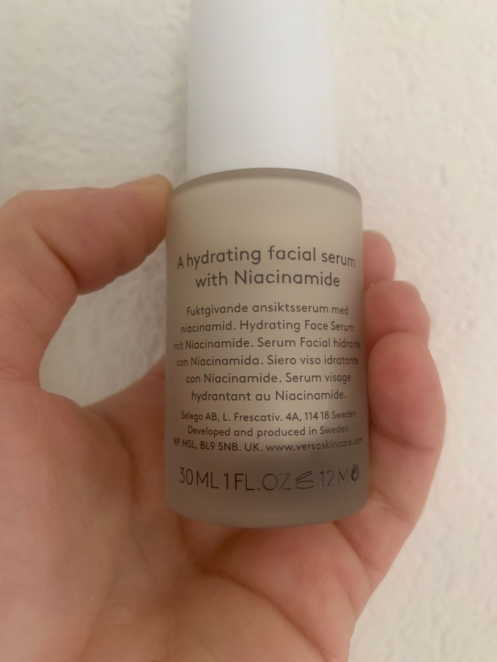 Cura del viso: VERSO HYDRATION SERUM 30ML Ladenpreis CHF99.00 Neu – Nuovo e nell'imballaggio originale da Zürich venduto da deruja 1