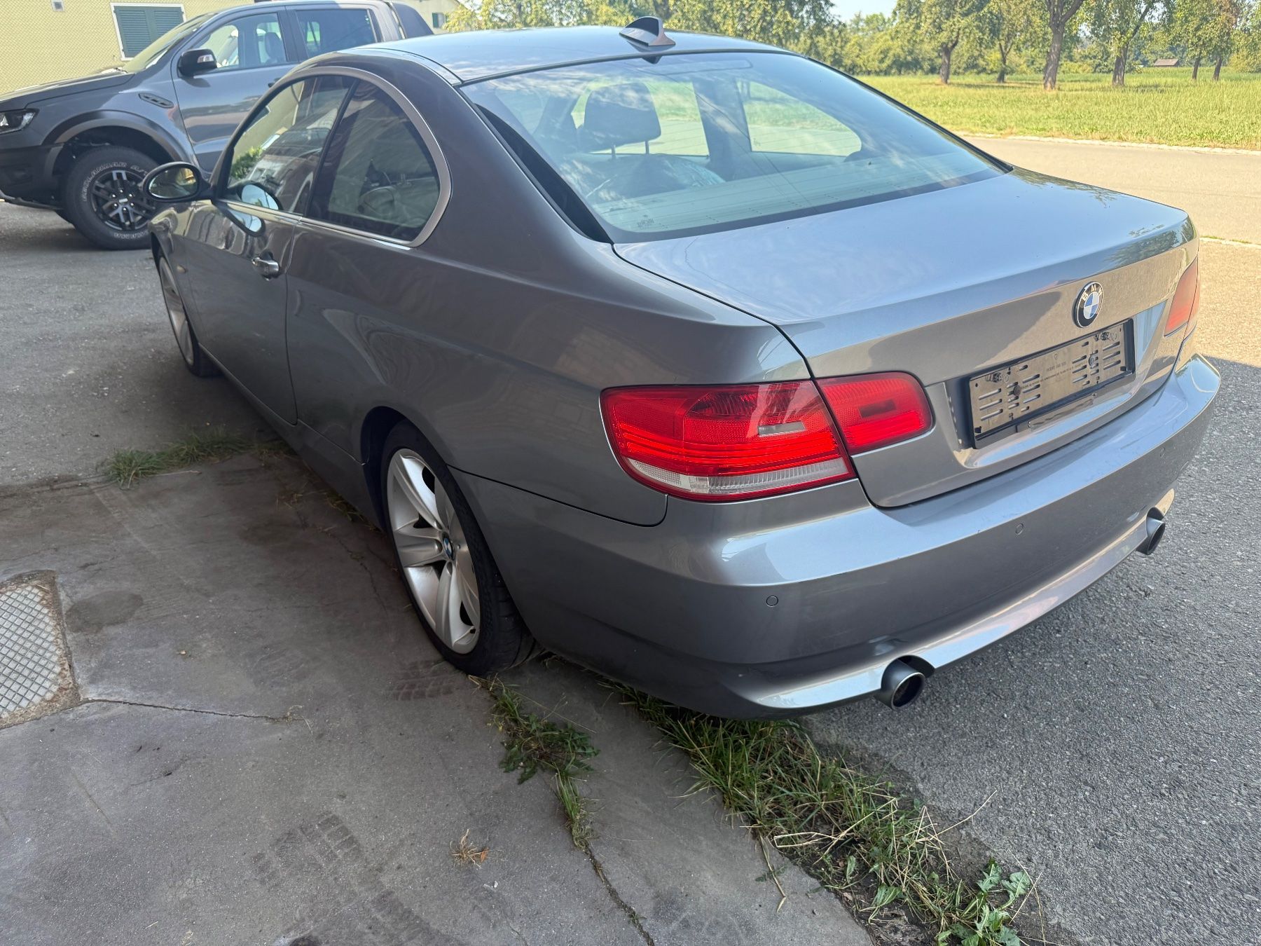 BMW Automobili: BMW 335xi Coupé frisch ab MFK – Usato da St.Gallen venduto da nic112 2
