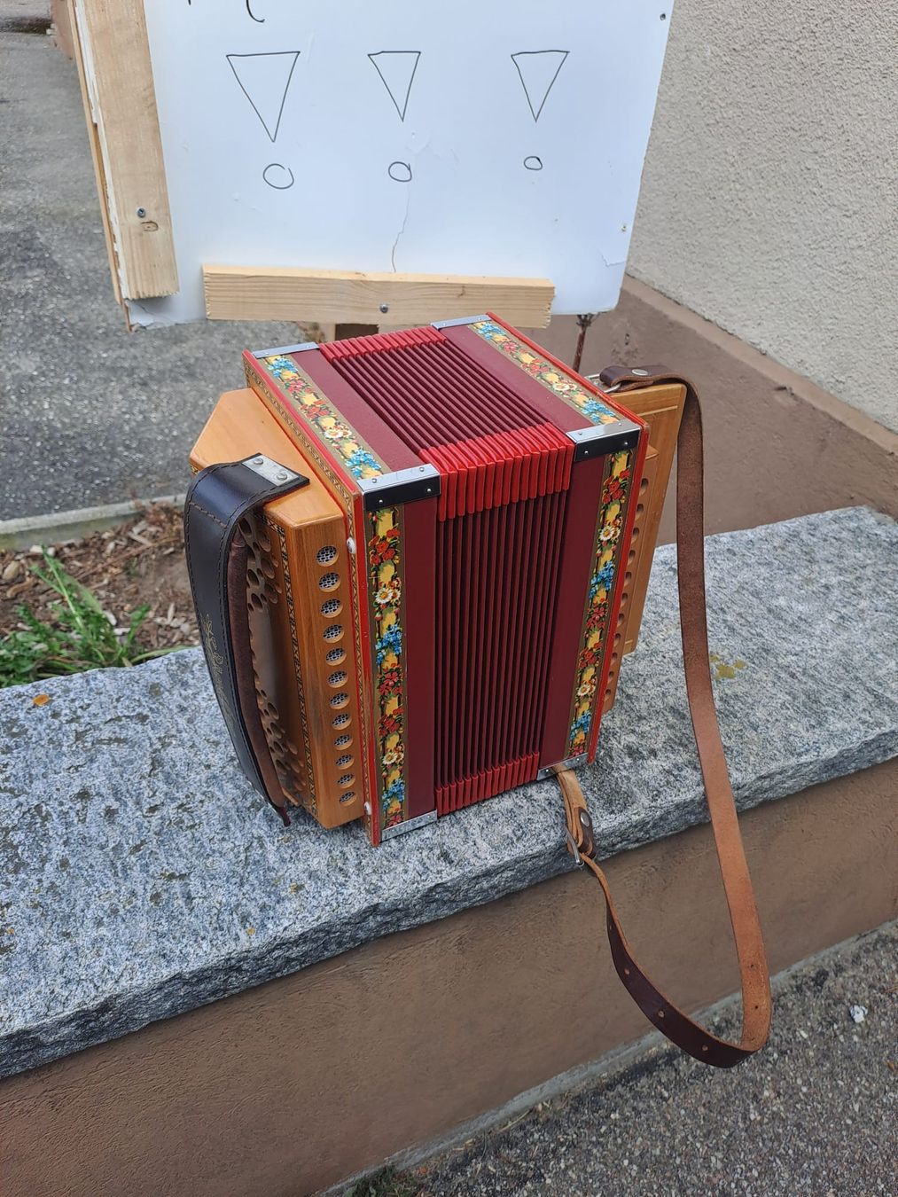 Strumenti musicali: schwyzerorgeli Paul Mauron ton A... 3 chôrig... – Usato da Pont-de-la-Morge venduto da Mirabelle0 8