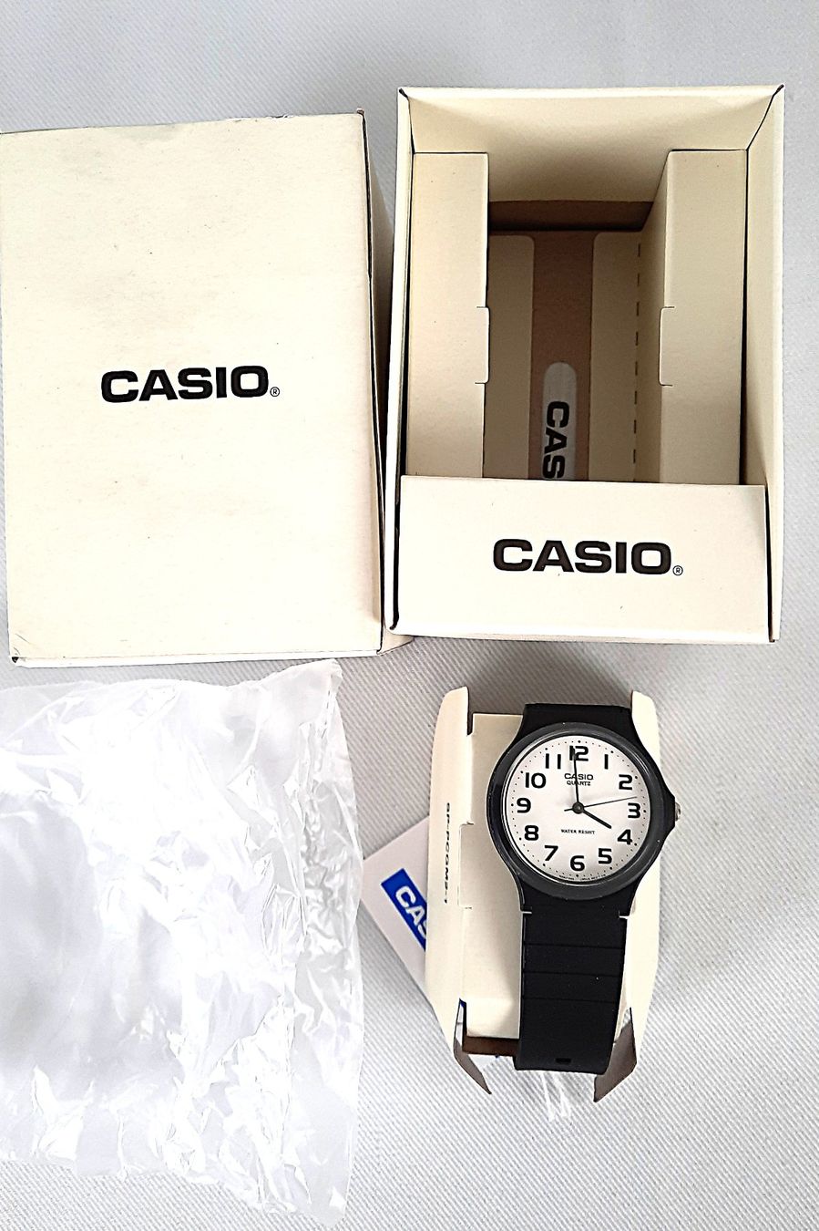 Casio Montres: CASIO Armbanduhr – Neuf (Voir description) à Beinwil am See par Restwert_Beinwil