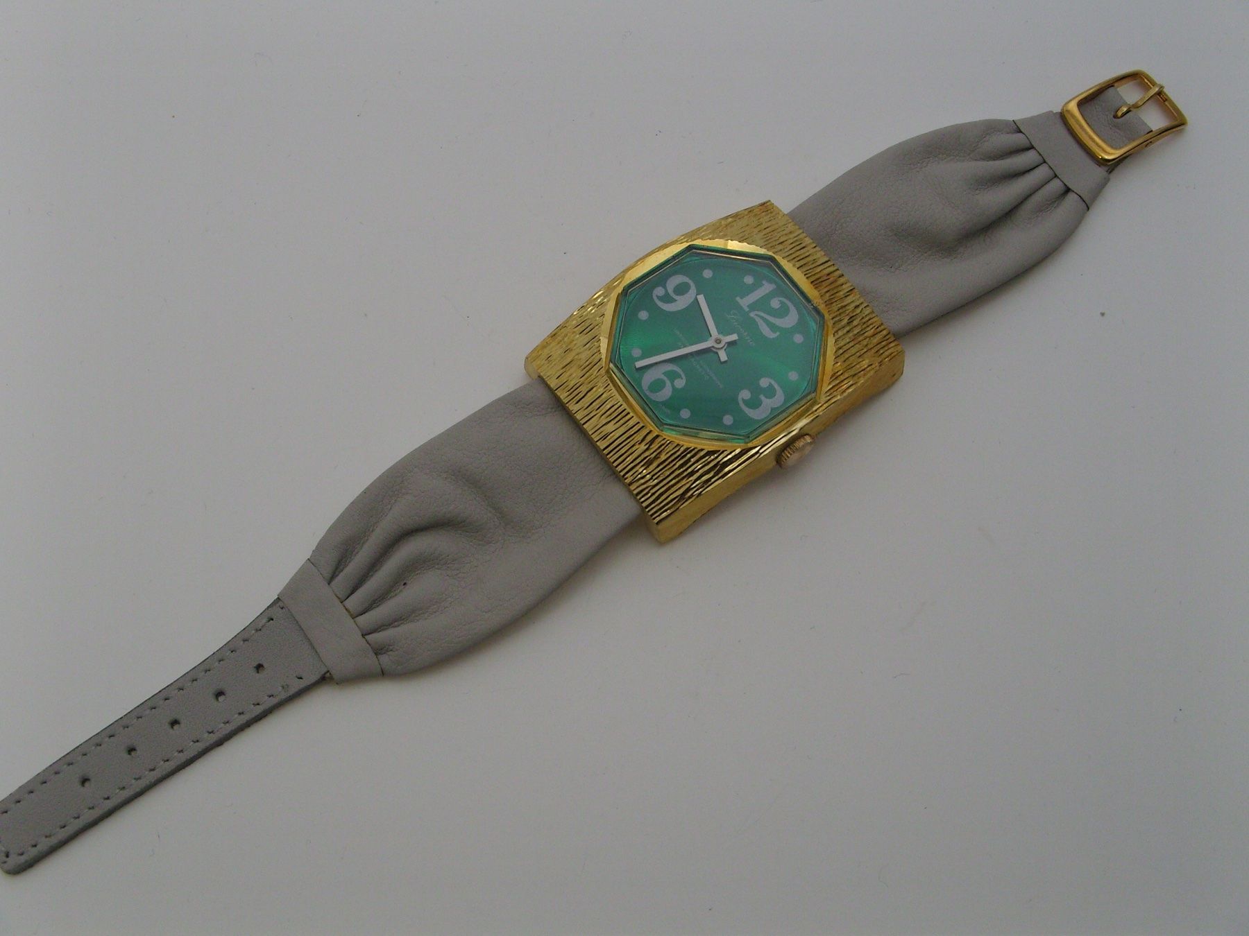 Vintage Damenuhr aus den 60/70 ziger Jahren-ungetragen! (Neu (gemäss ...