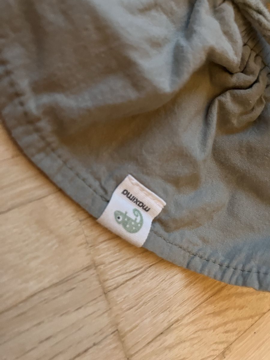 Maximo Altro abbigliamento per bambino: Maximo Sonnenhut Gr. 51 Musselin – Usato da Basel venduto da Lillybeth 1