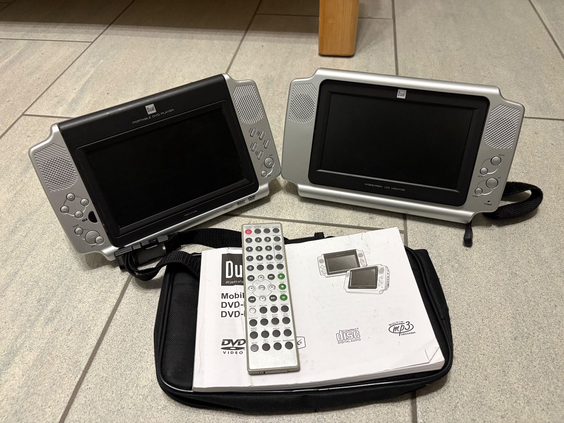 Lettore multimediale portatile: Dual DVD Player, Mobiler DVD Player, Tiptop Zustand – Usato da Ottenbach venduto da LsL-x6v2