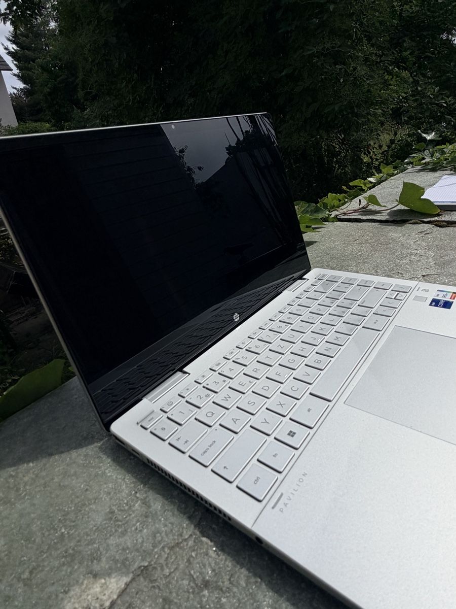Hewlett Packard Notebook: HP Laptop inkl. Stift – Nuovo (secondo la descrizione) da Muttenz venduto da Johnny_Wishbone69