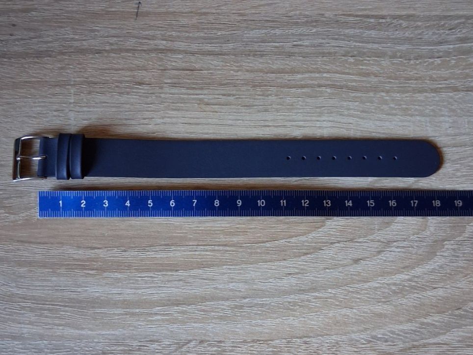 Armbänder & -reifen: 18mm Bracelet de montre en cuir – Neu (gemäss Beschreibung) aus Biel/Bienne von mod_c76f